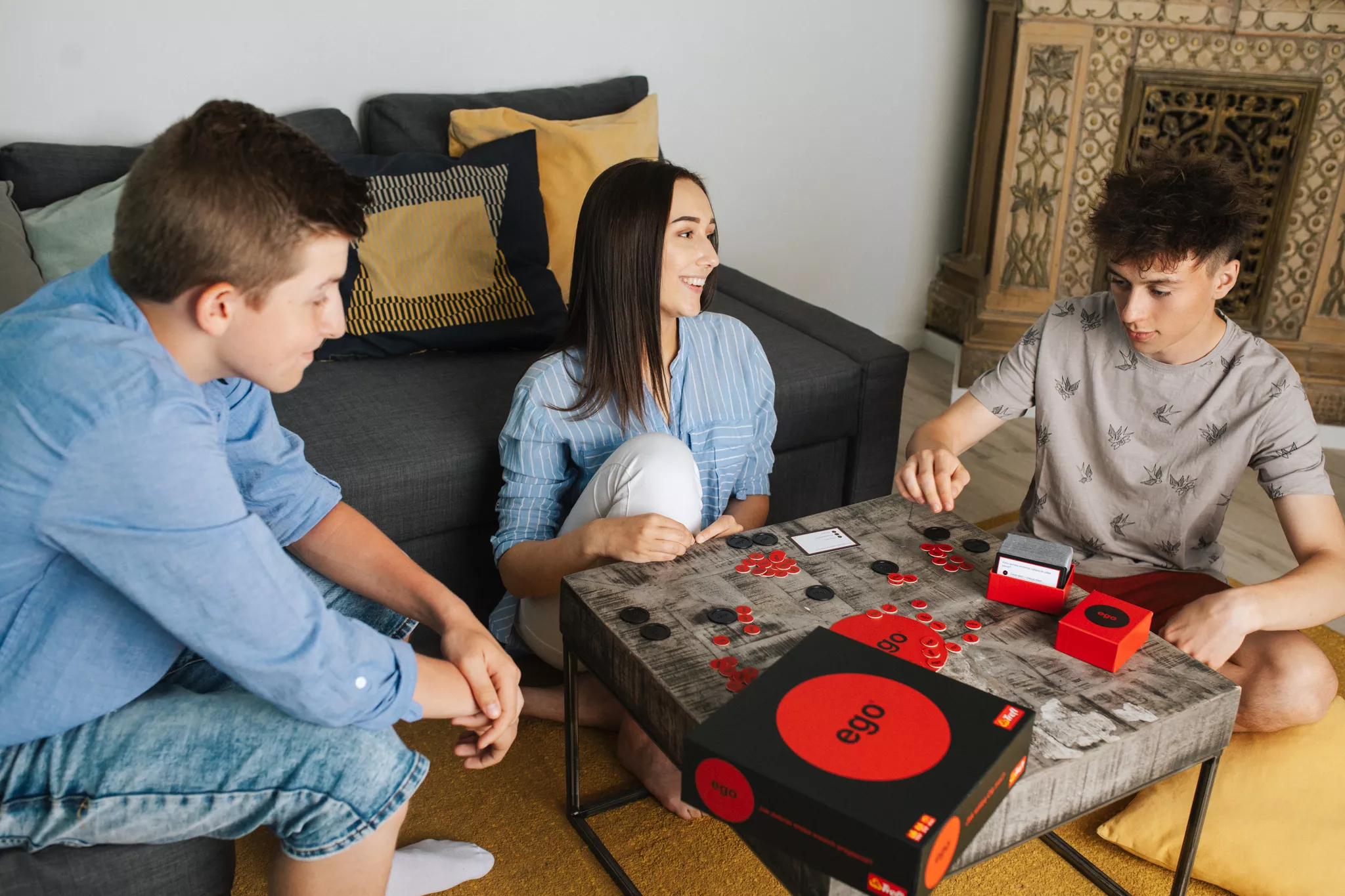 Gra imprezowa to pomysł na wieczór dla znajomych